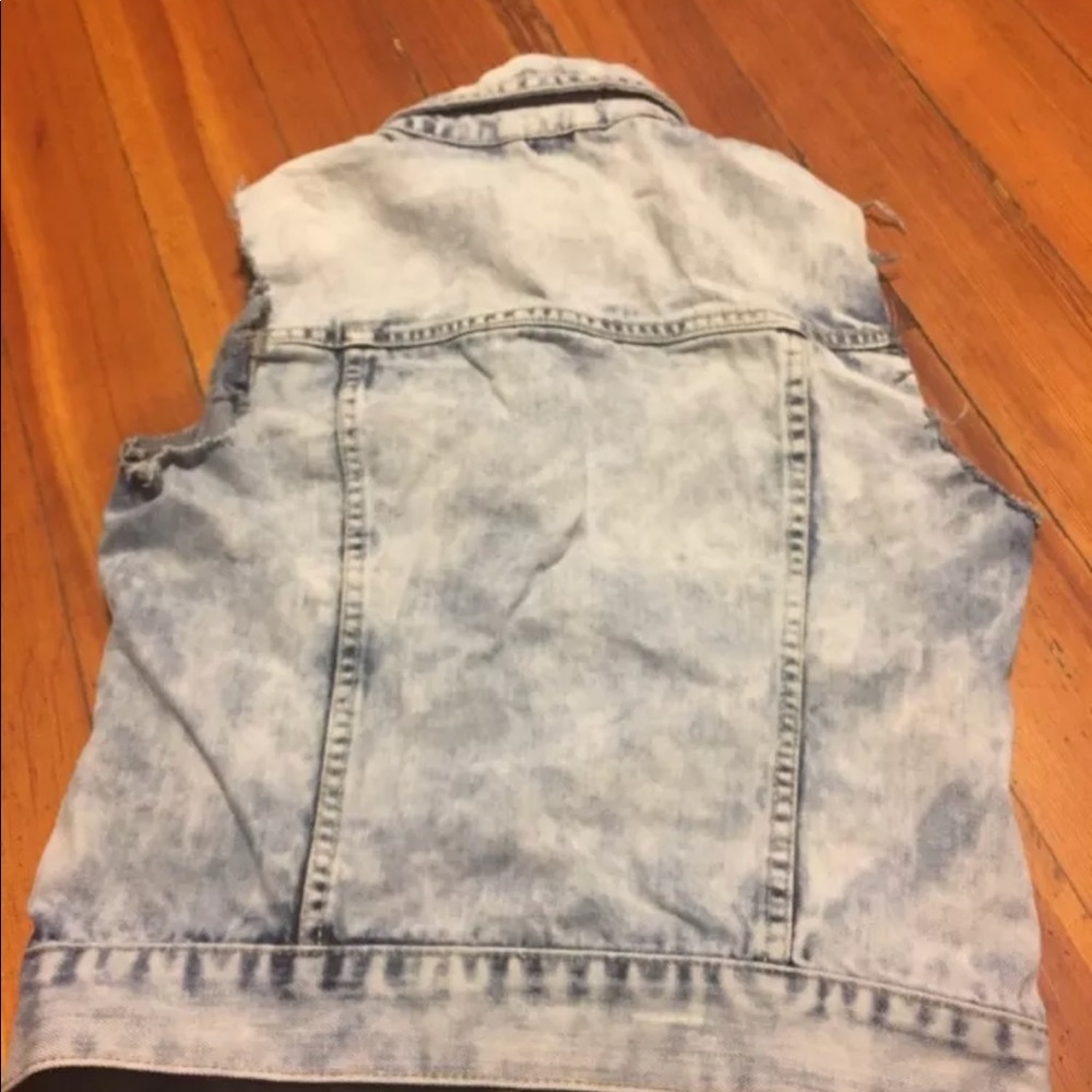 Aeropostale acid wash denim vest - Picture 4 of 4
